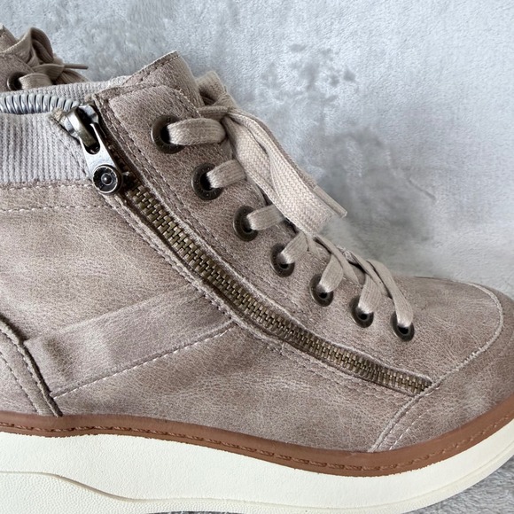 Blowfish Malibu Camden Wedge Sneaker Boots Women Taupe Lace Up Side Zip Size 8.5 - Picture 9 of 10